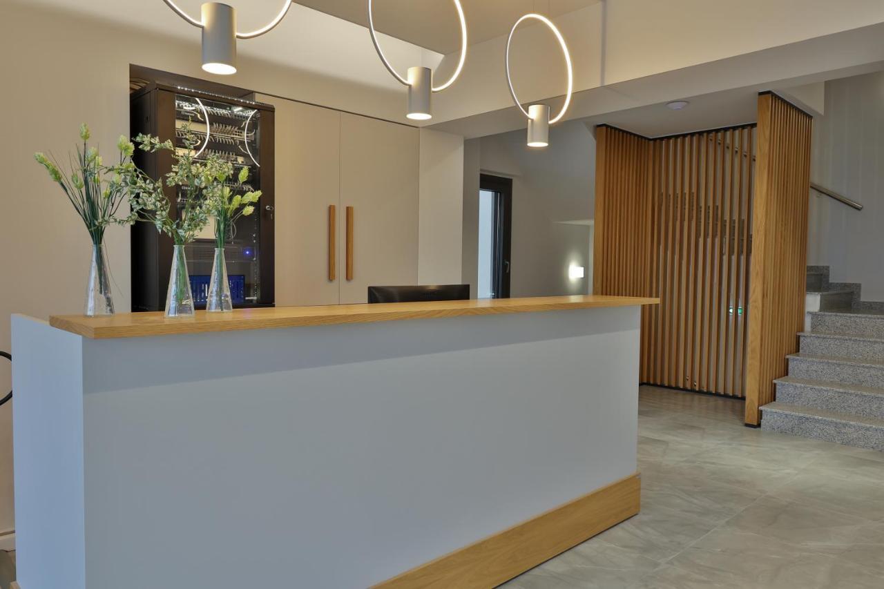Four Reasons Aparthotel Paralia Katerinis Bagian luar foto