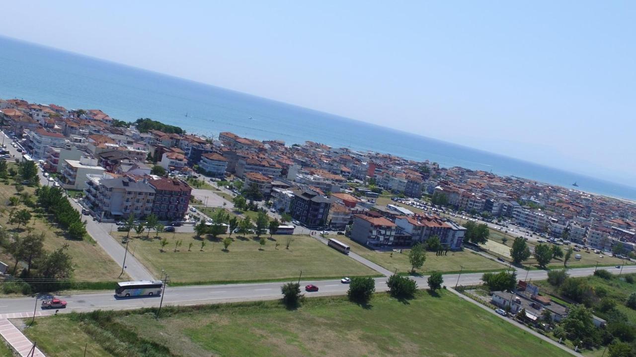 Four Reasons Aparthotel Paralia Katerinis Bagian luar foto