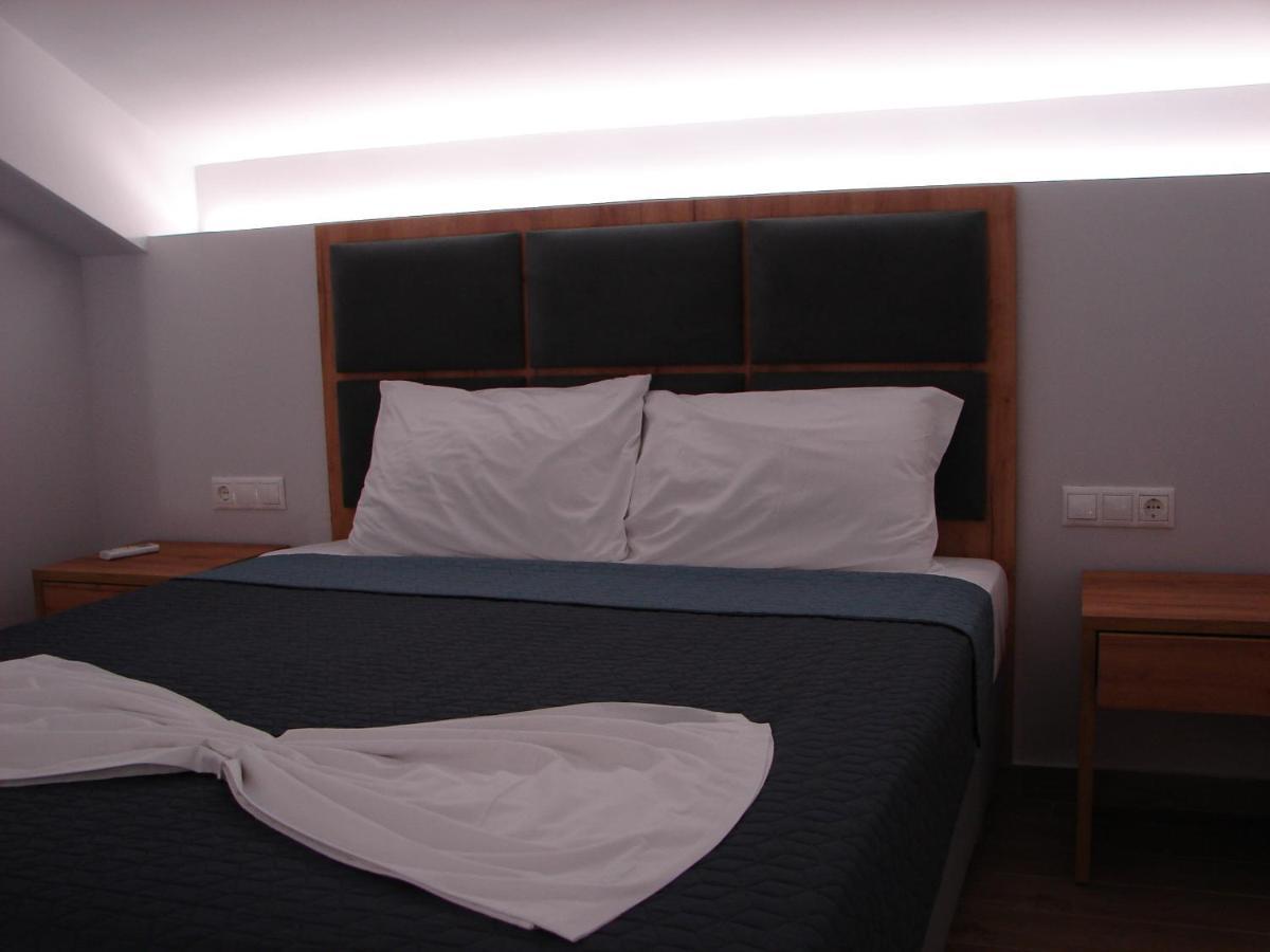 Four Reasons Aparthotel Paralia Katerinis Bagian luar foto