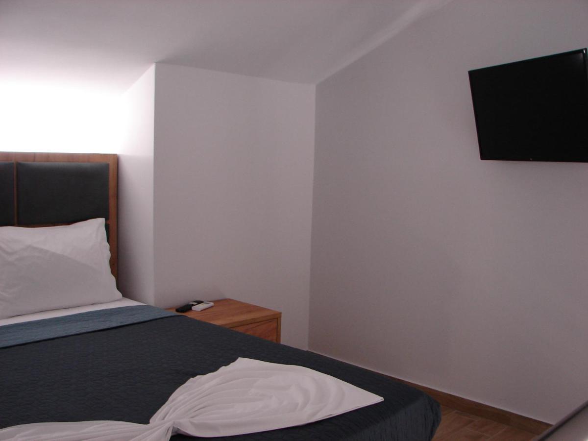 Four Reasons Aparthotel Paralia Katerinis Bagian luar foto