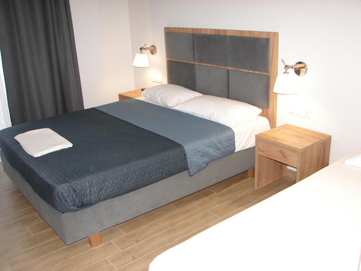 Four Reasons Aparthotel Paralia Katerinis Bagian luar foto