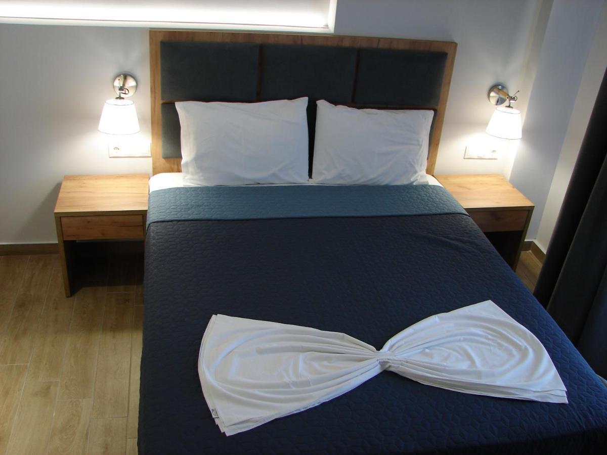 Four Reasons Aparthotel Paralia Katerinis Bagian luar foto