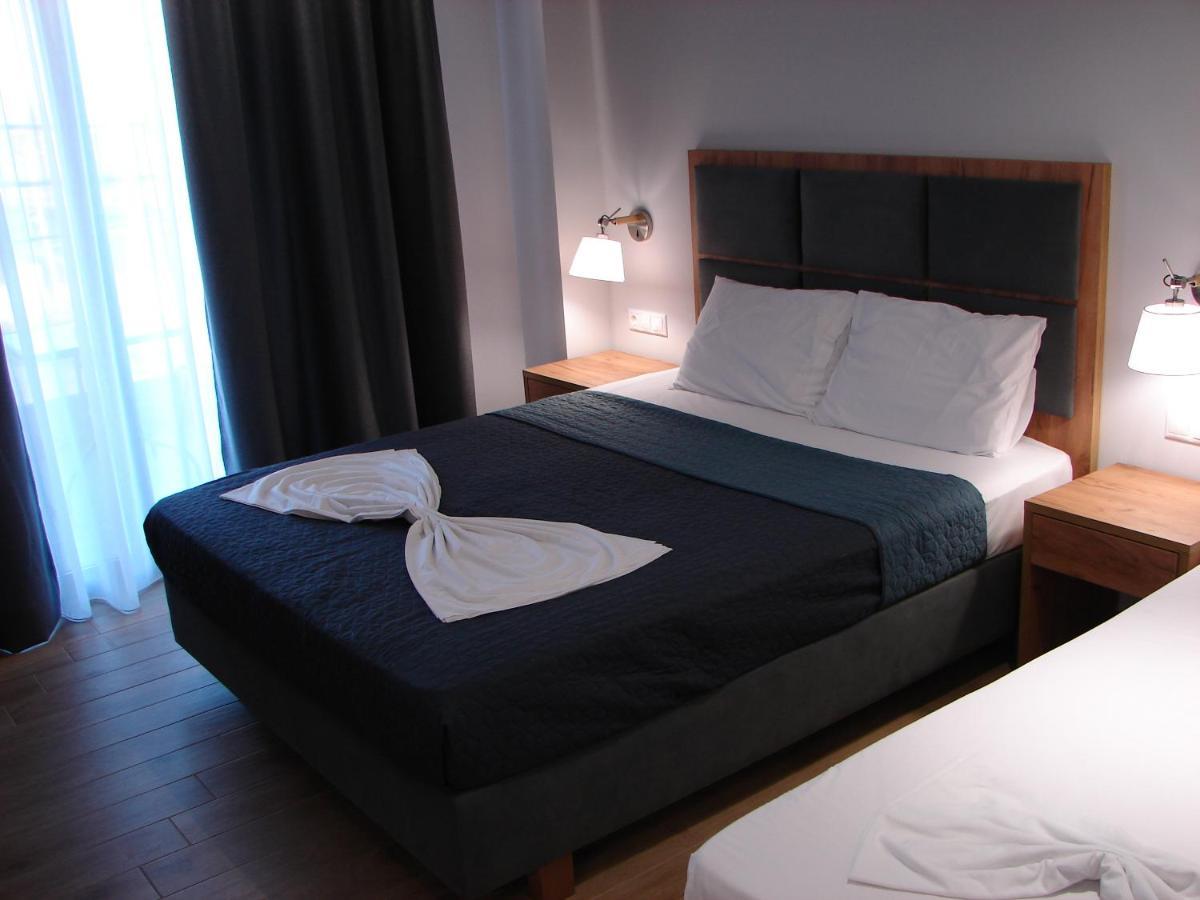 Four Reasons Aparthotel Paralia Katerinis Bagian luar foto